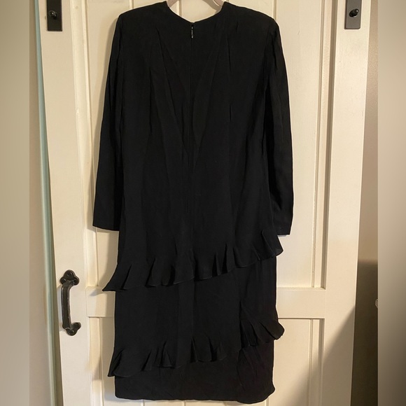 80’s Vintage Dress - Picture 2 of 7